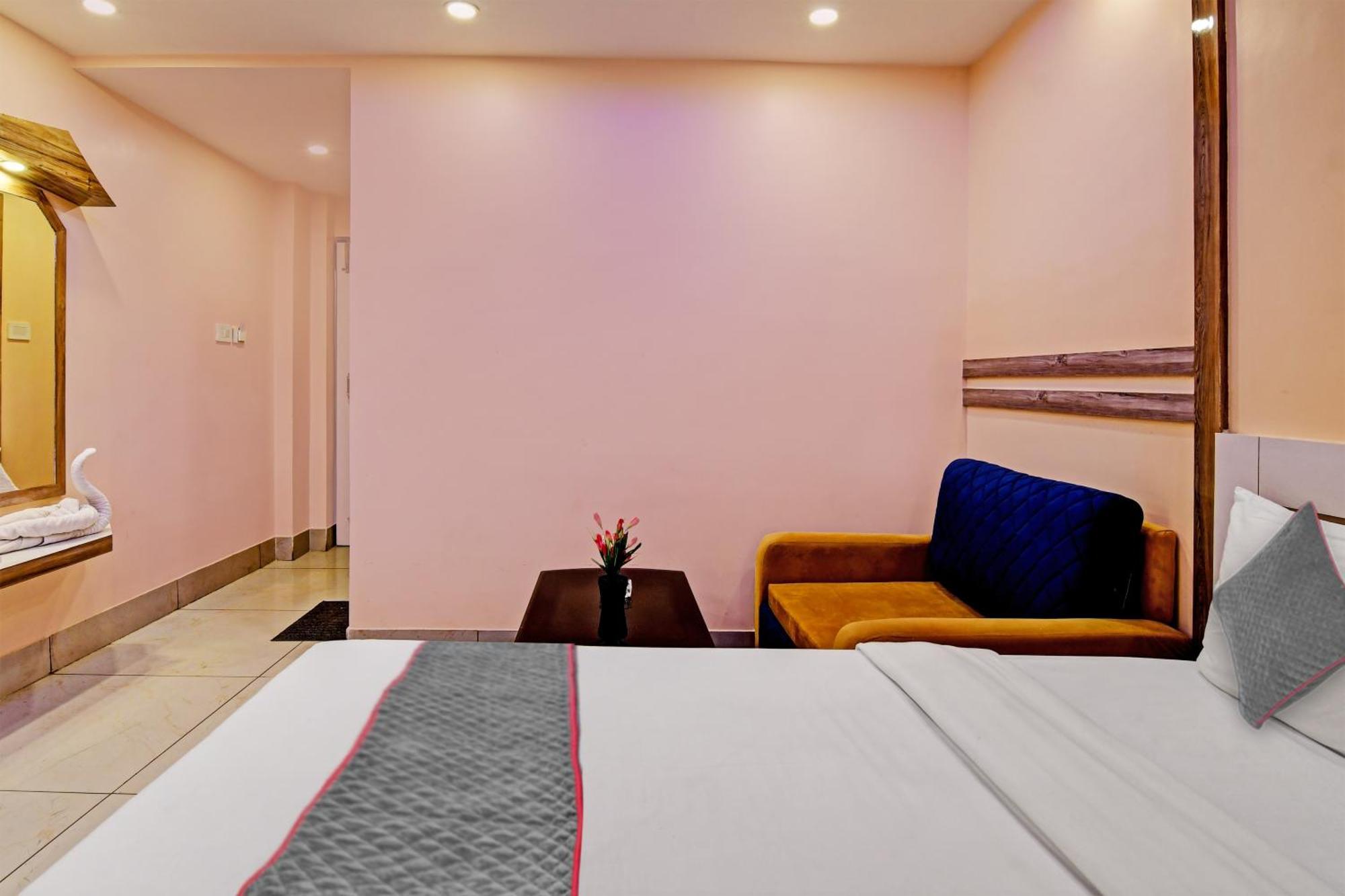 فندق Townhouse The Grand Touch & The Royal Touch ديغا المظهر الخارجي الصورة
